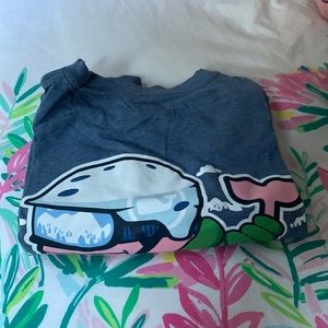 Mens Vineyard Vines Ski Whale Long Sleeve Tee